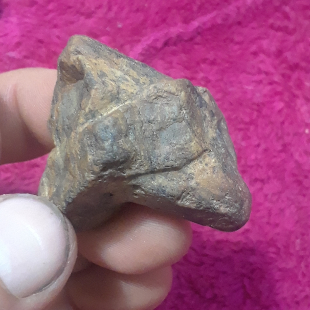 FAIRY CROSS (Natural Staurolite) 40.9g 1.5inx1.25i - Picture 8 of 8